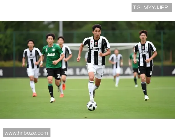 革命球星卡足球收藏热潮推动球迷文化与运动激情全面升级